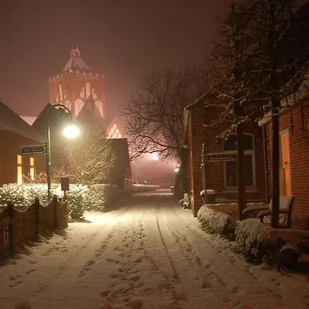 Апартаменты Vier Jahreszeiten Pilsum Крумхёрн