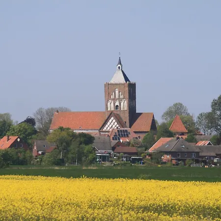 Vier Jahreszeiten Pilsum 公寓 *